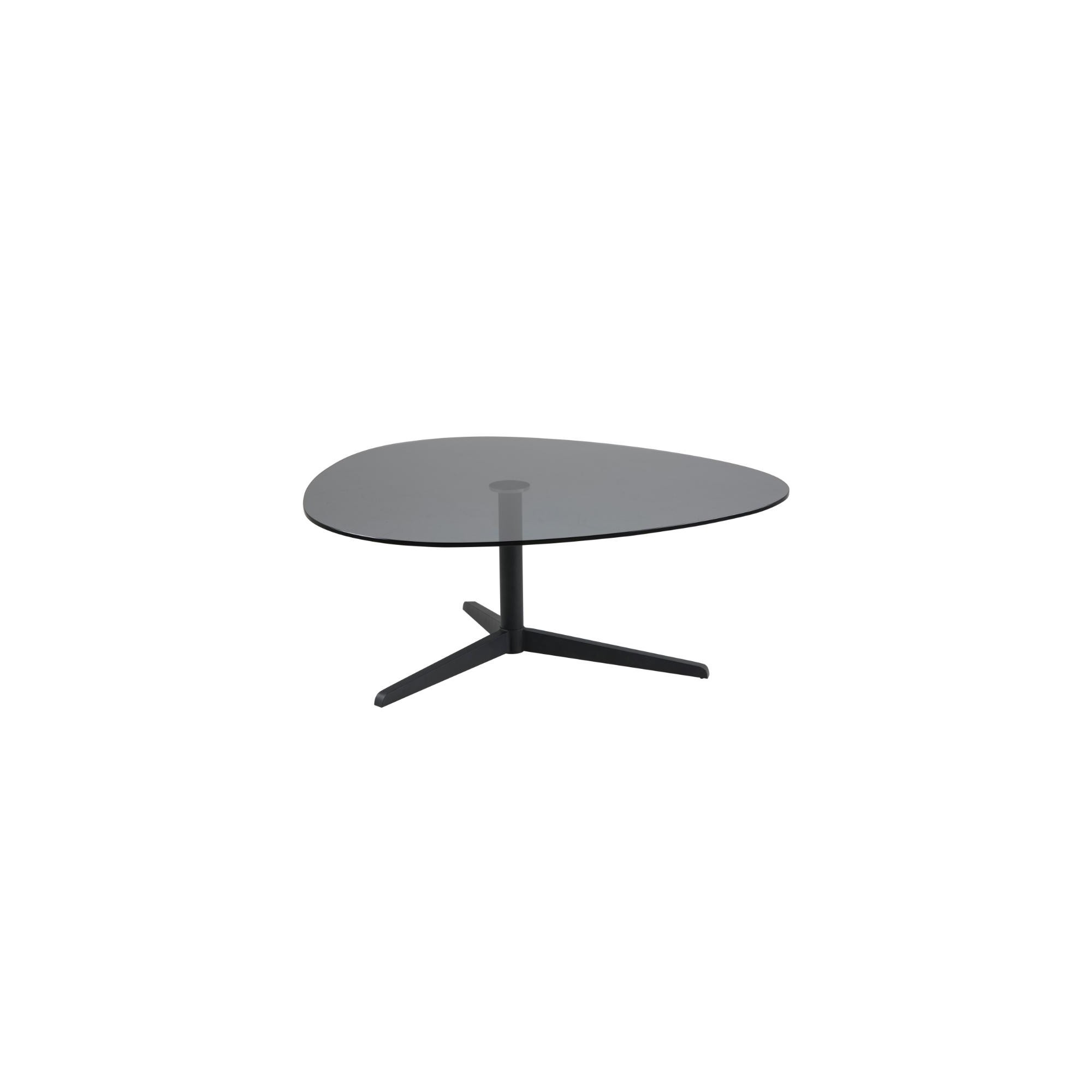 Tables Basses Design BERNARD 2 par designDISTRIKT Möbel Schweiz