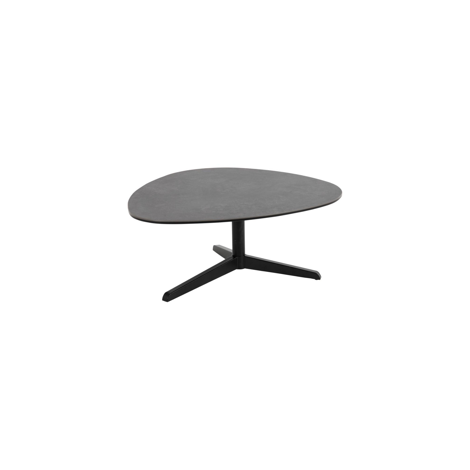 Tables Basses Design BERNARD 3 V3 par designDISTRIKT Möbel Schweiz