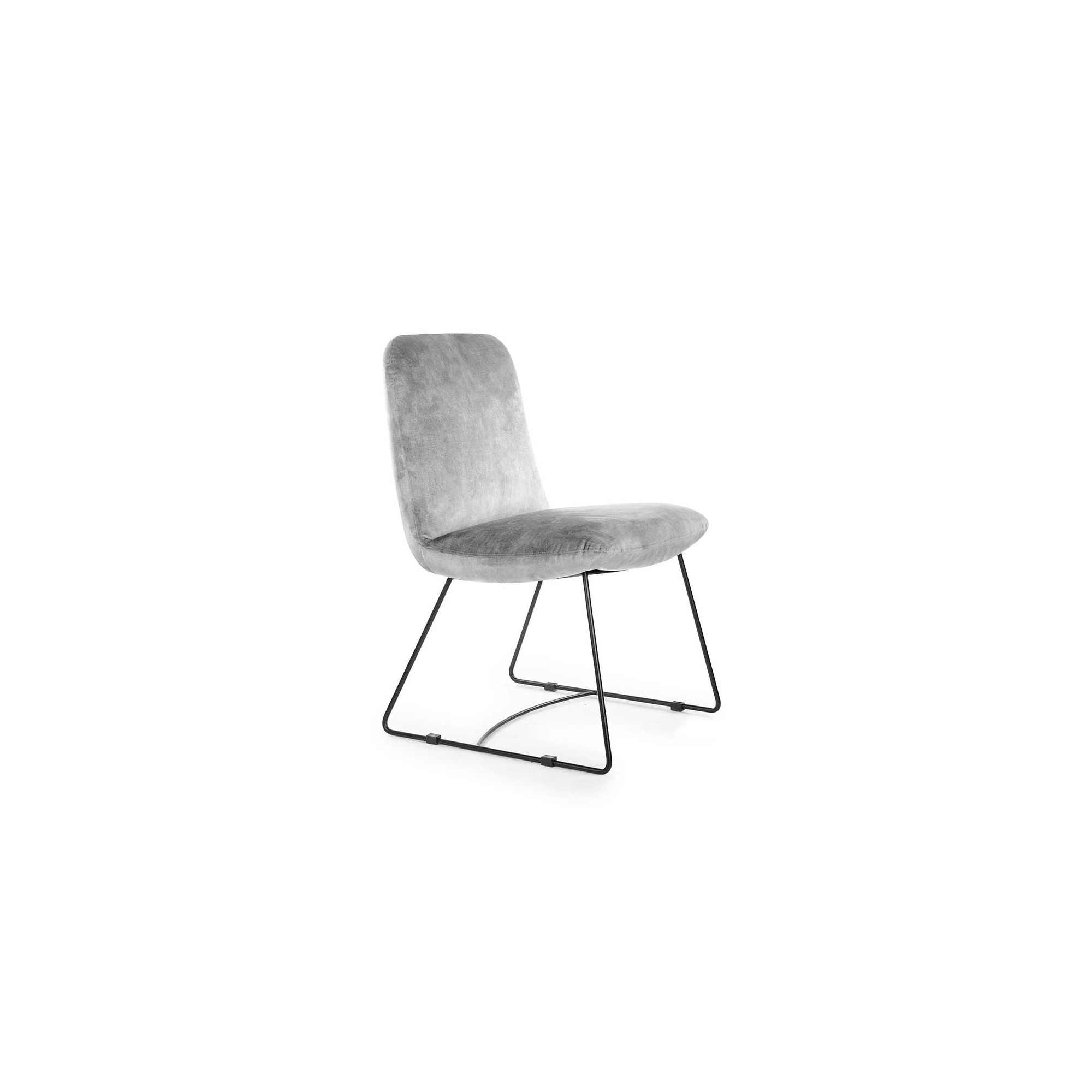 Achetez la chaise design REGGUE en ligne chez designDISTRIKT Suisse