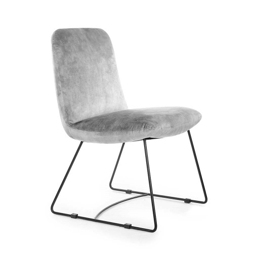 Achetez la chaise design REGGUE en ligne chez designDISTRIKT Suisse